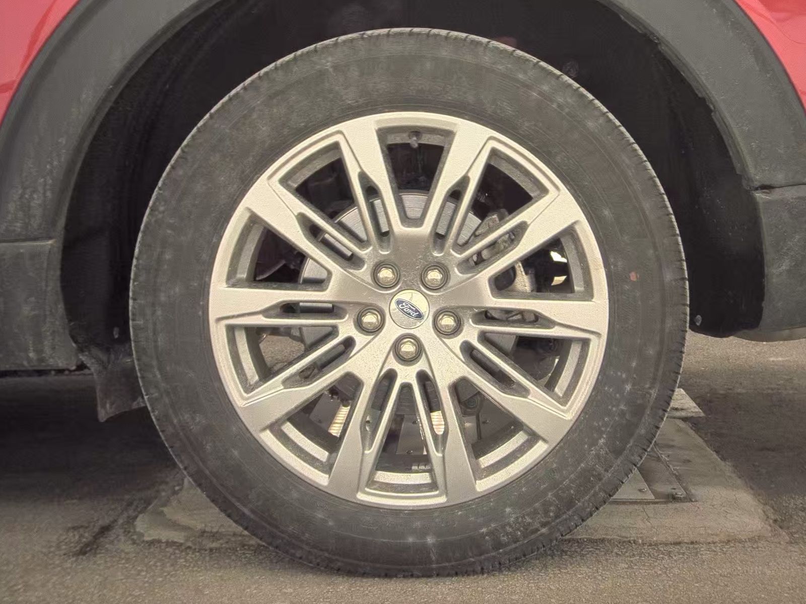 2025 Ford Explorer Platinum AWD