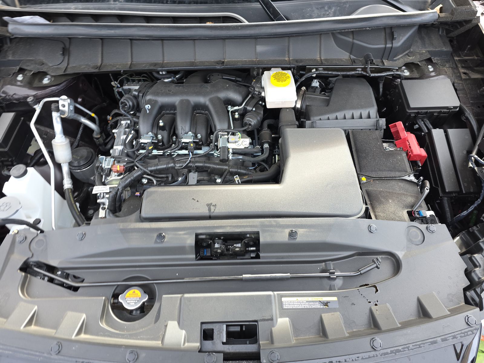 2025 Nissan Pathfinder SL AWD