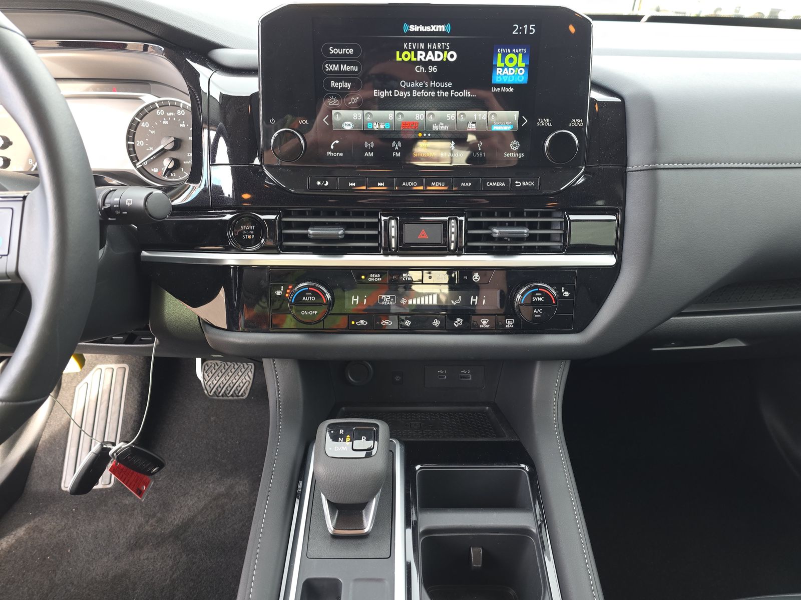 2025 Nissan Pathfinder SL AWD