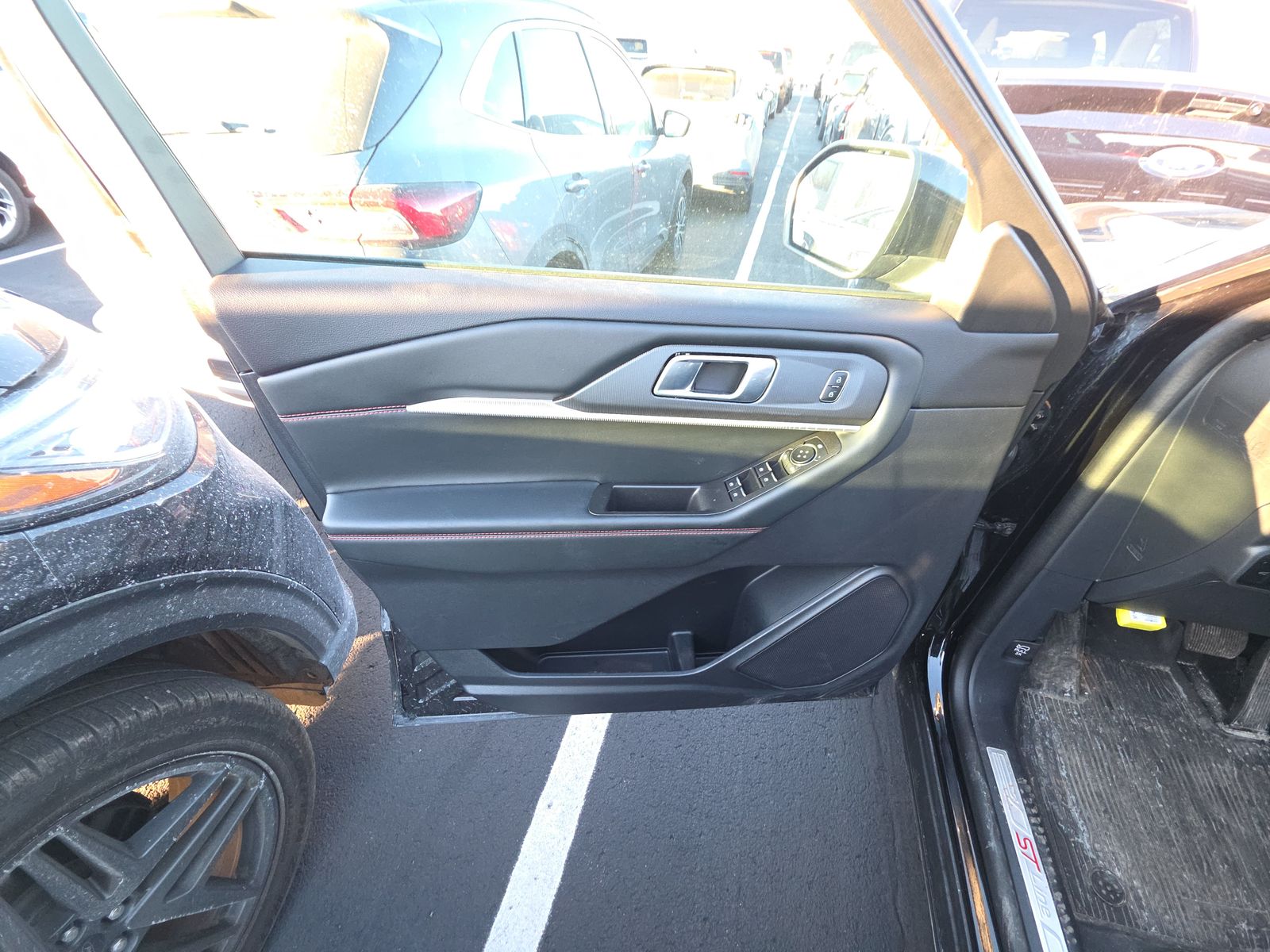 2025 Ford Explorer ST-Line FWD