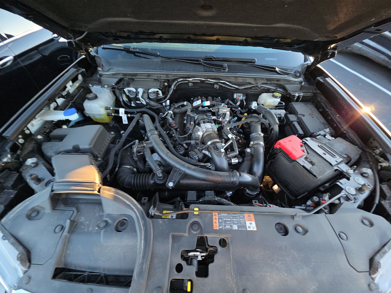 2025 Ford Ranger LARIAT AWD