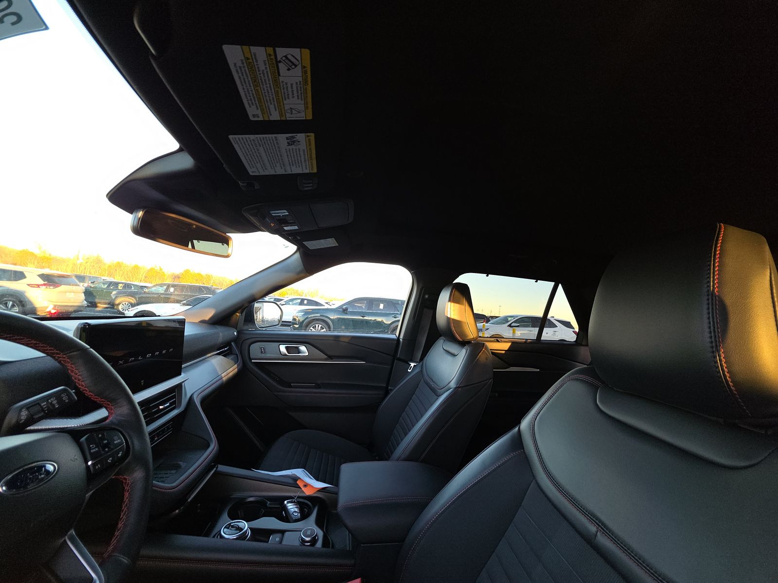 2025 Ford Explorer ST-Line AWD