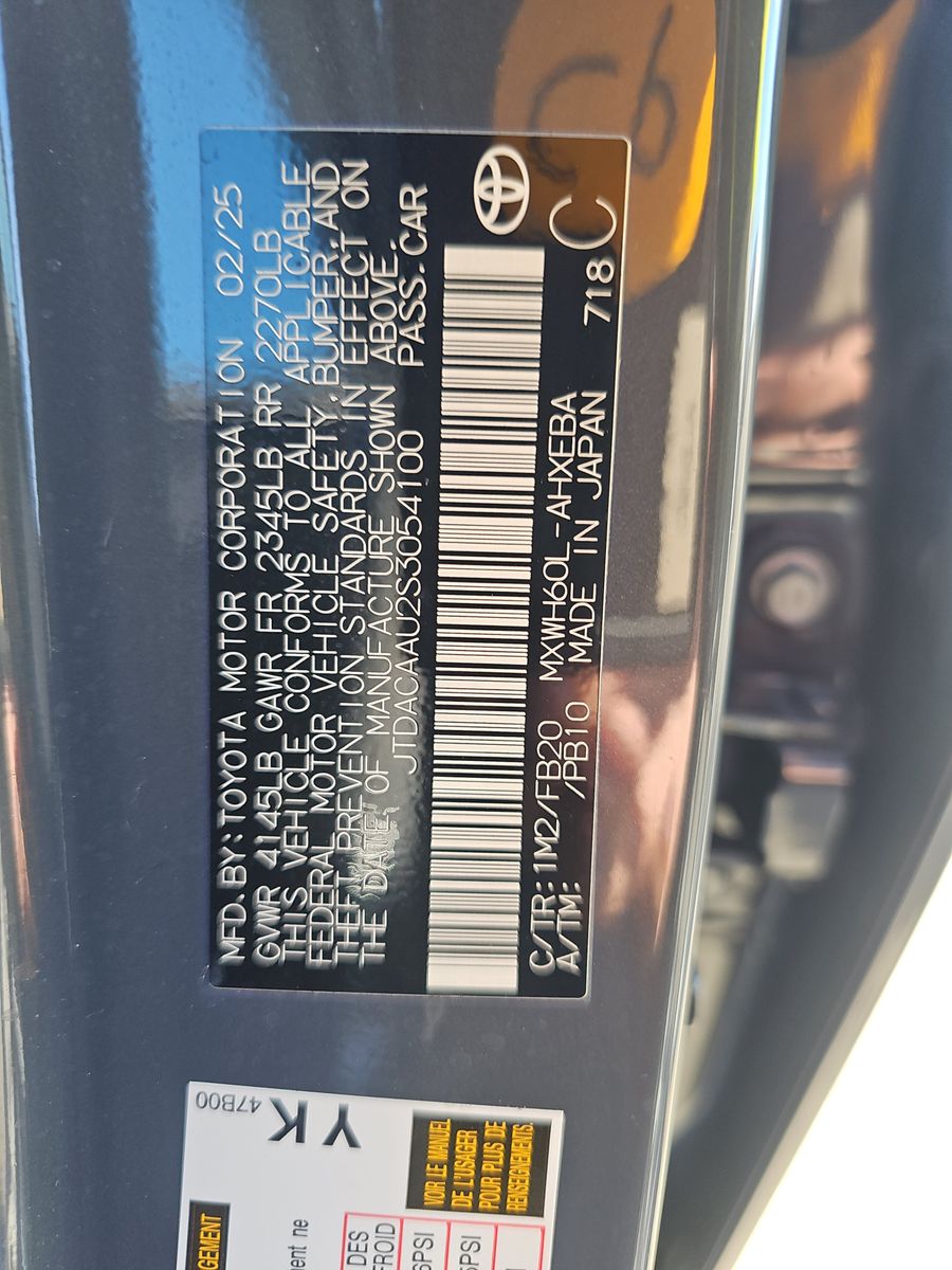 2025 Toyota Prius LE FWD