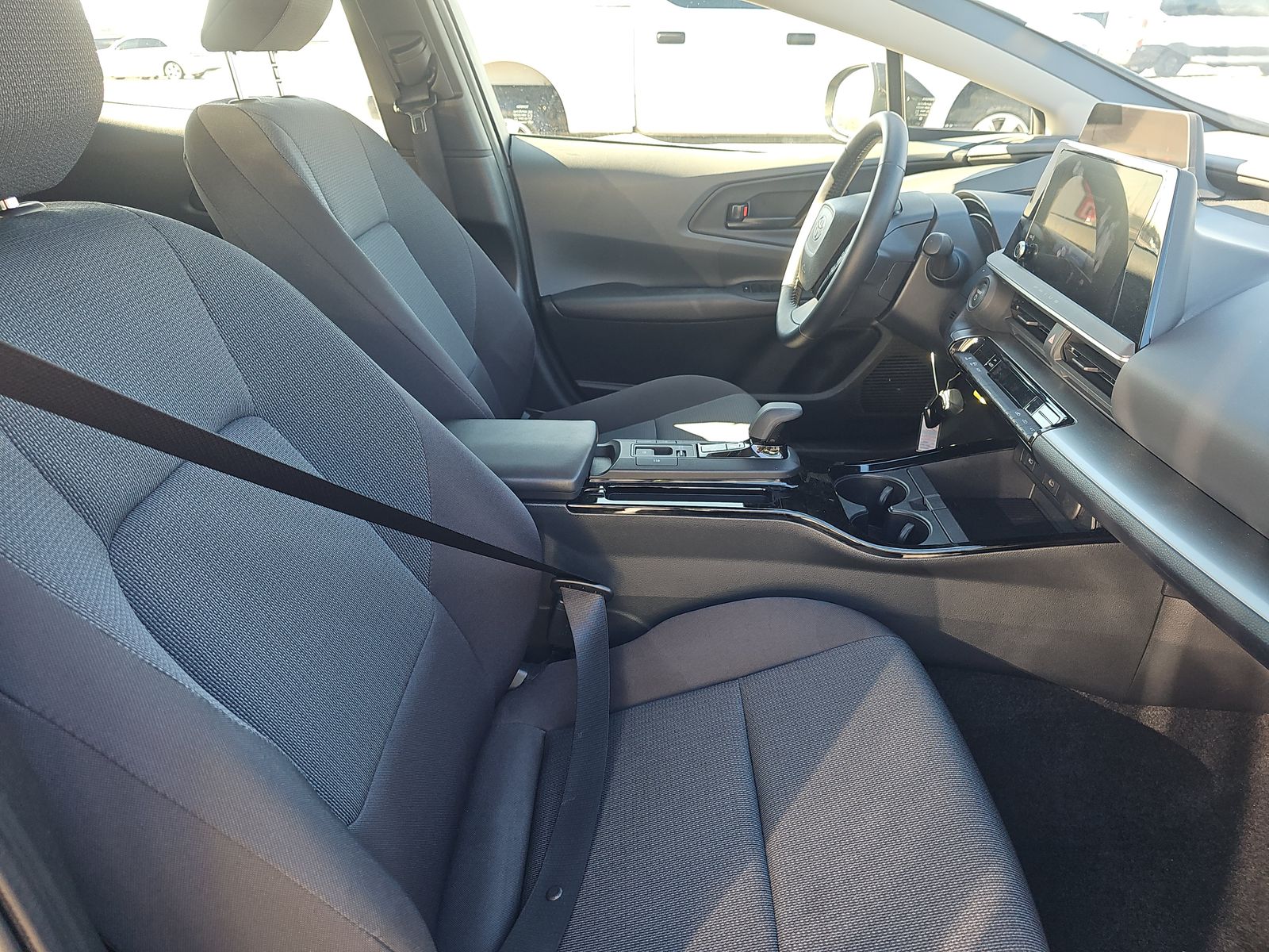 2025 Toyota Prius LE FWD