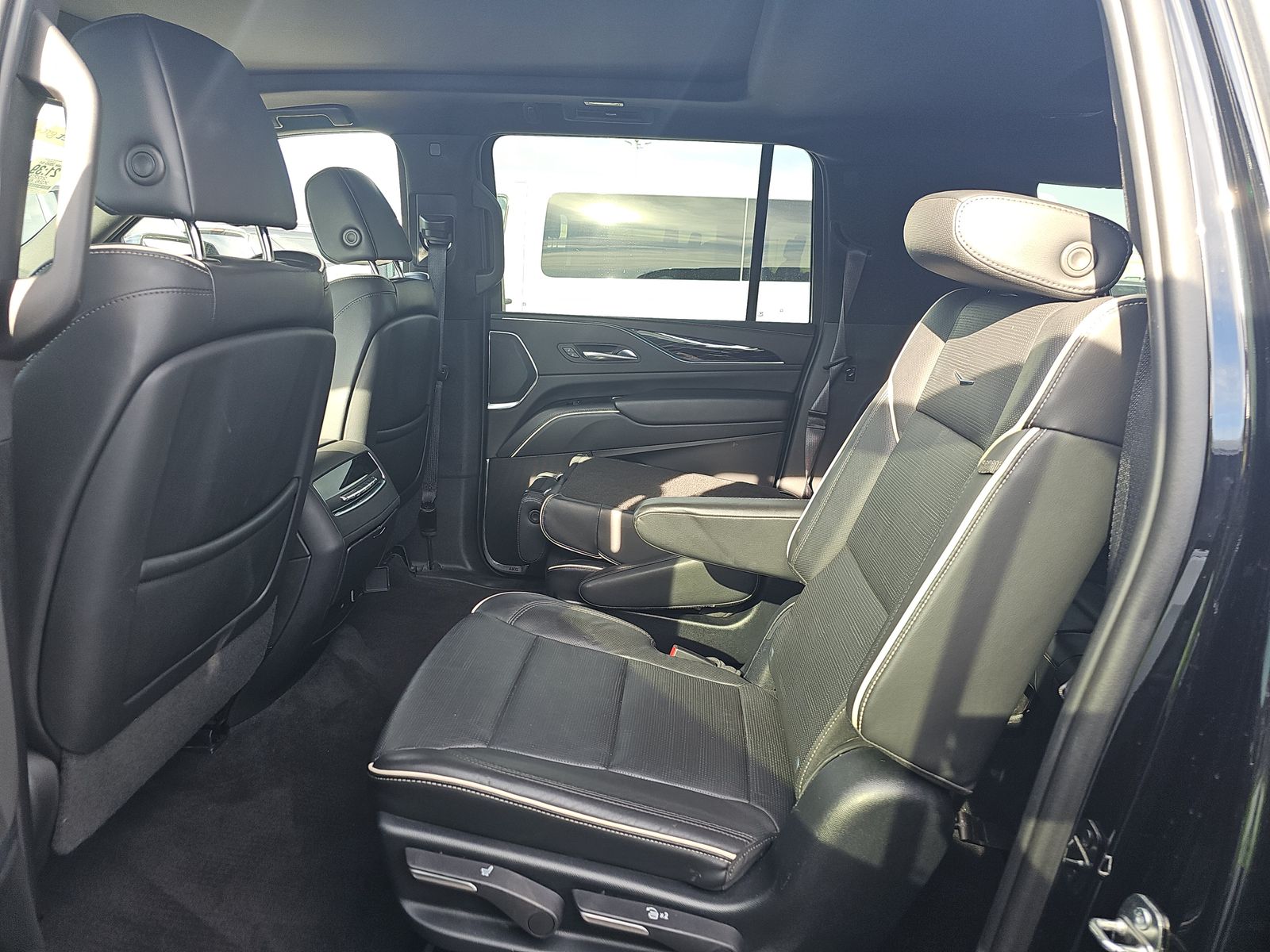 2023 Cadillac Escalade ESV Sport AWD