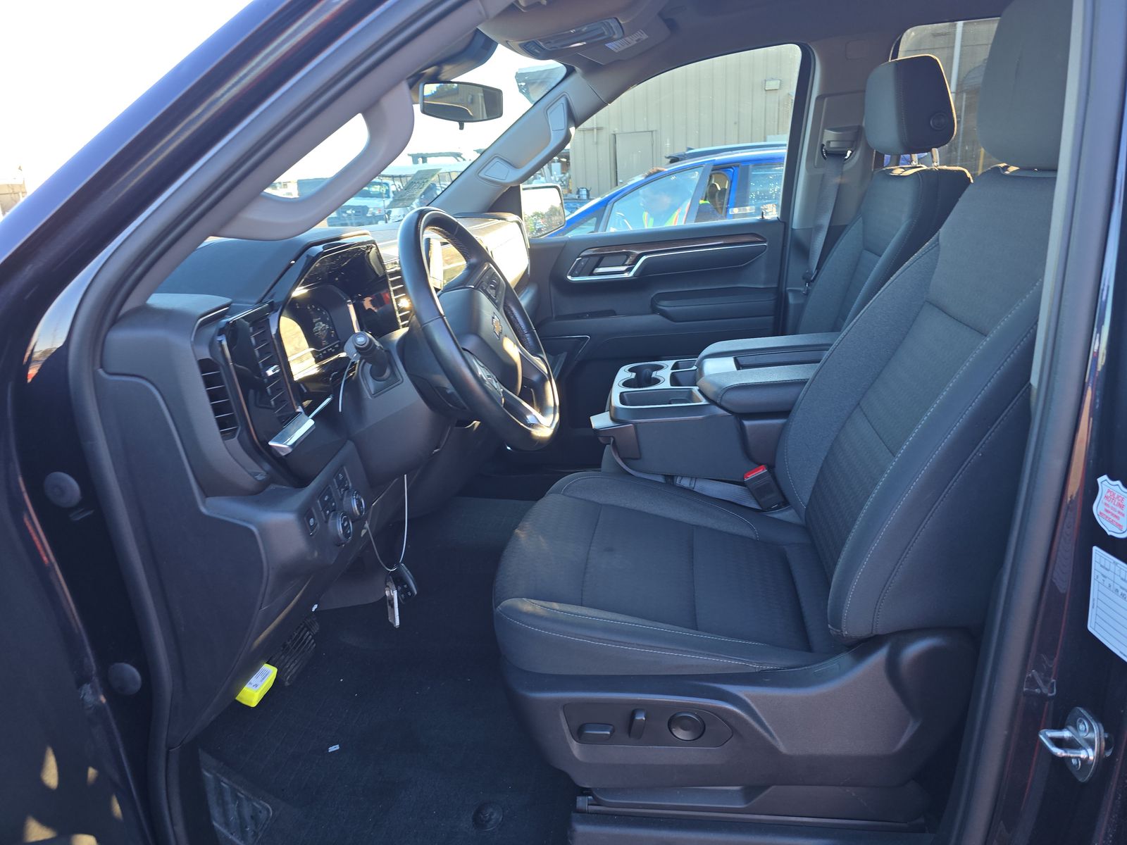 2023 Chevrolet Silverado 1500 LT AWD