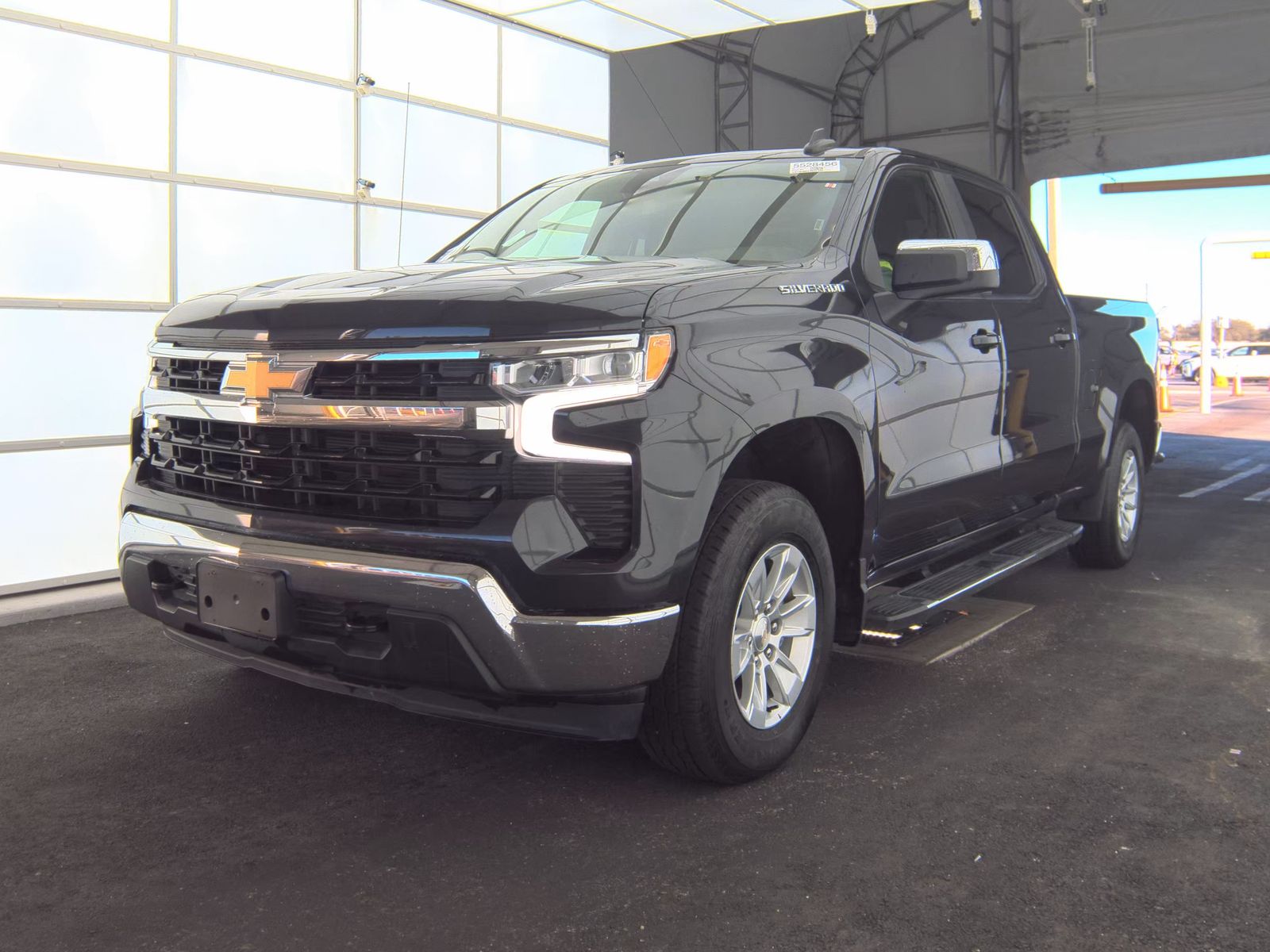 2023 Chevrolet Silverado 1500 LT AWD
