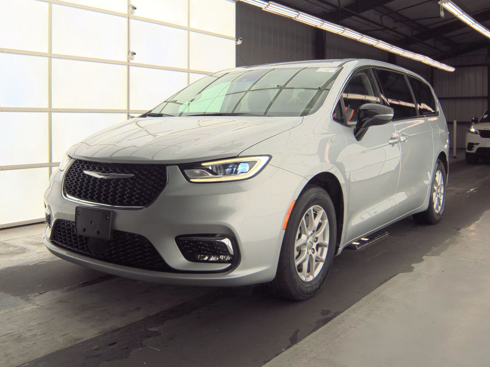 2024 Chrysler Pacifica Touring L FWD