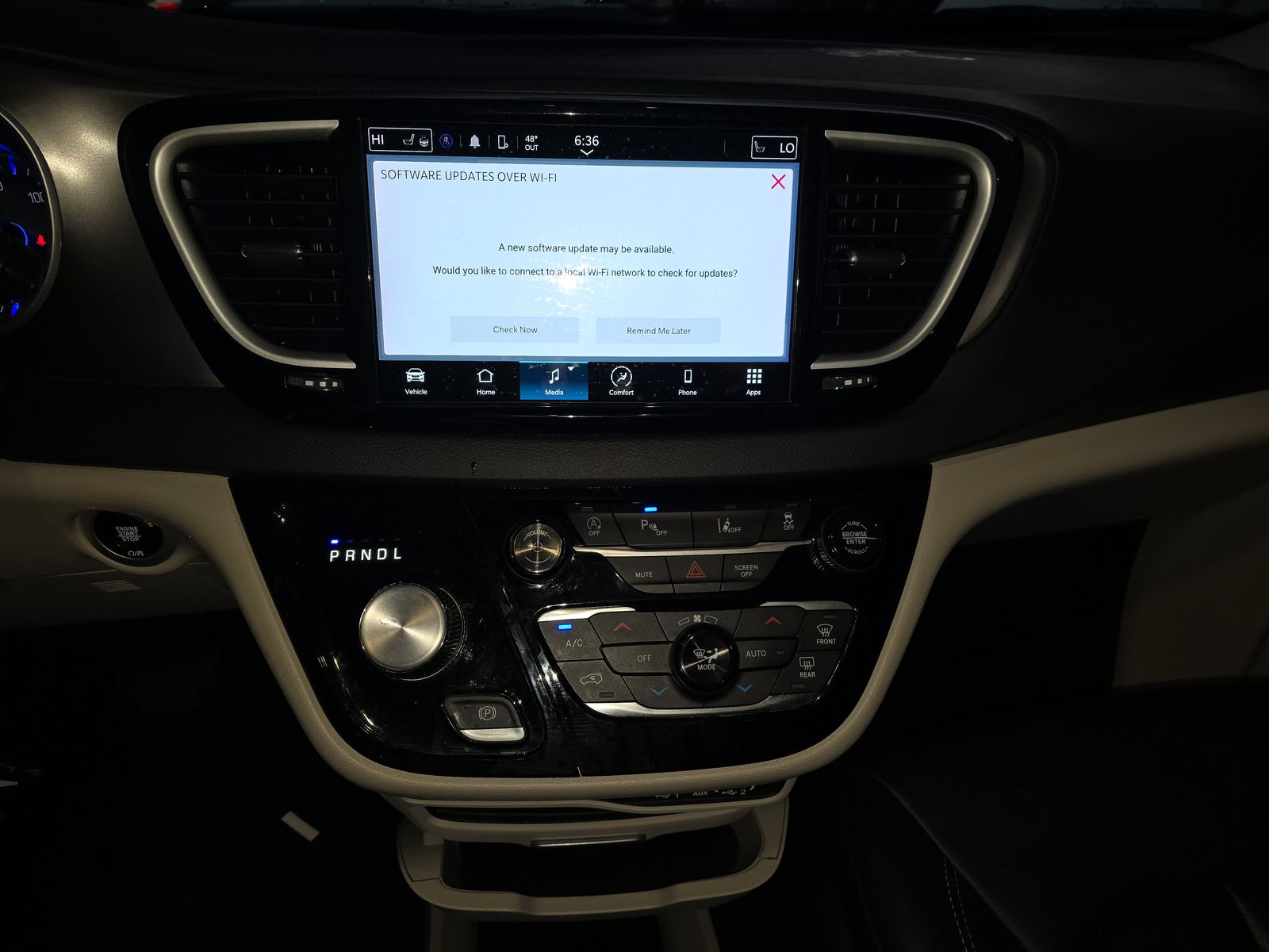 2024 Chrysler Pacifica Touring L FWD