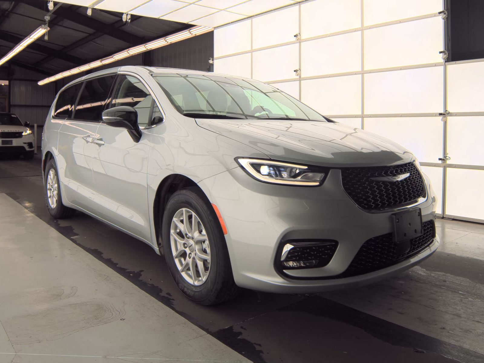 2024 Chrysler Pacifica Touring L FWD