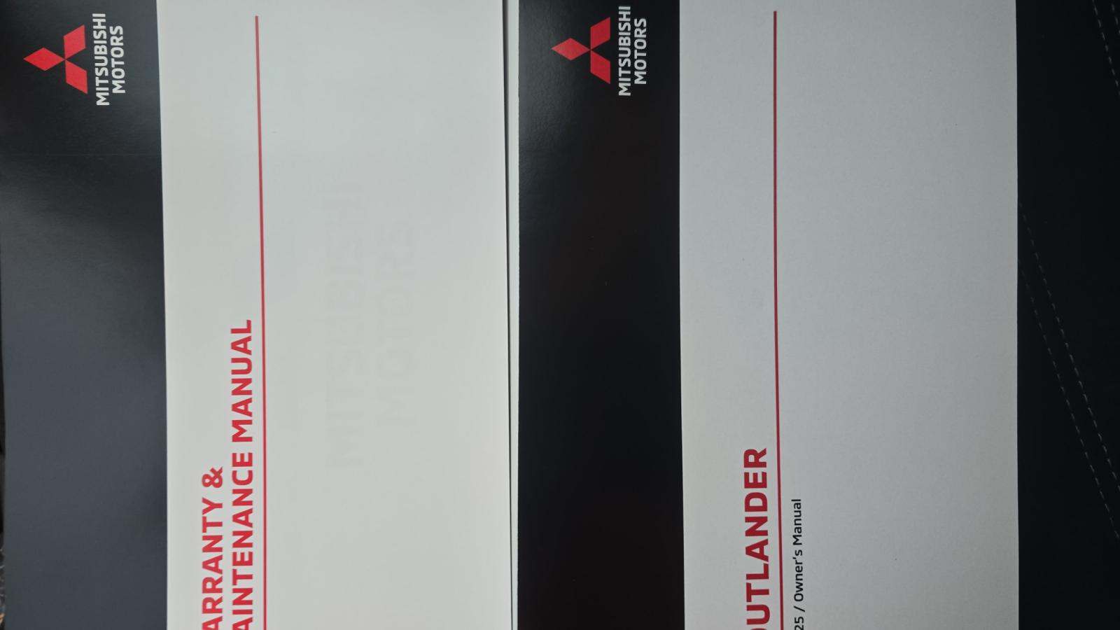 2025 Mitsubishi Outlander SE AWD