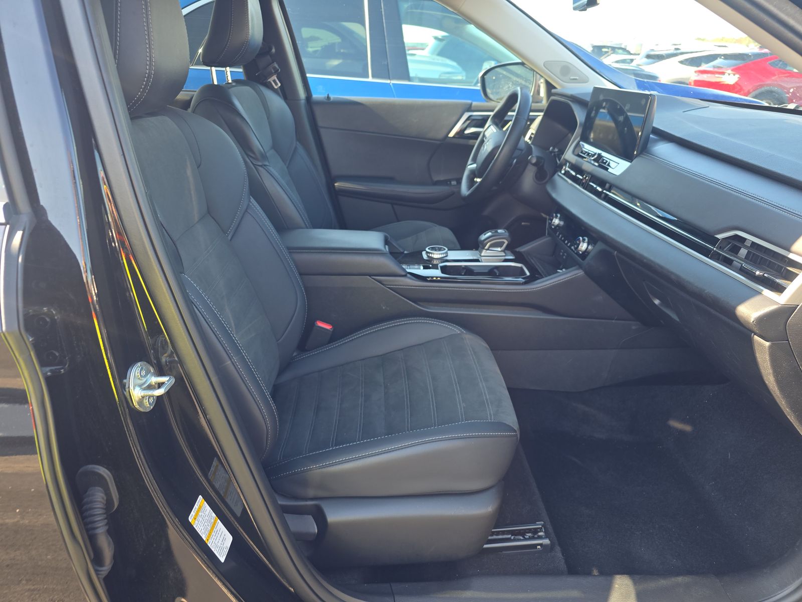 2025 Mitsubishi Outlander SE AWD