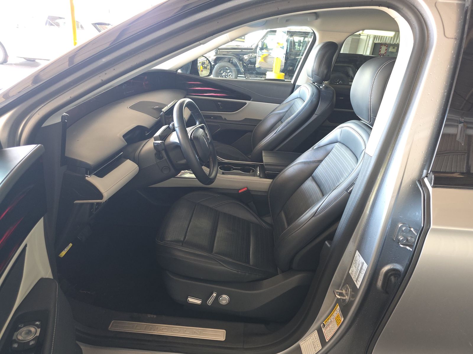 2024 Lincoln Nautilus Reserve AWD