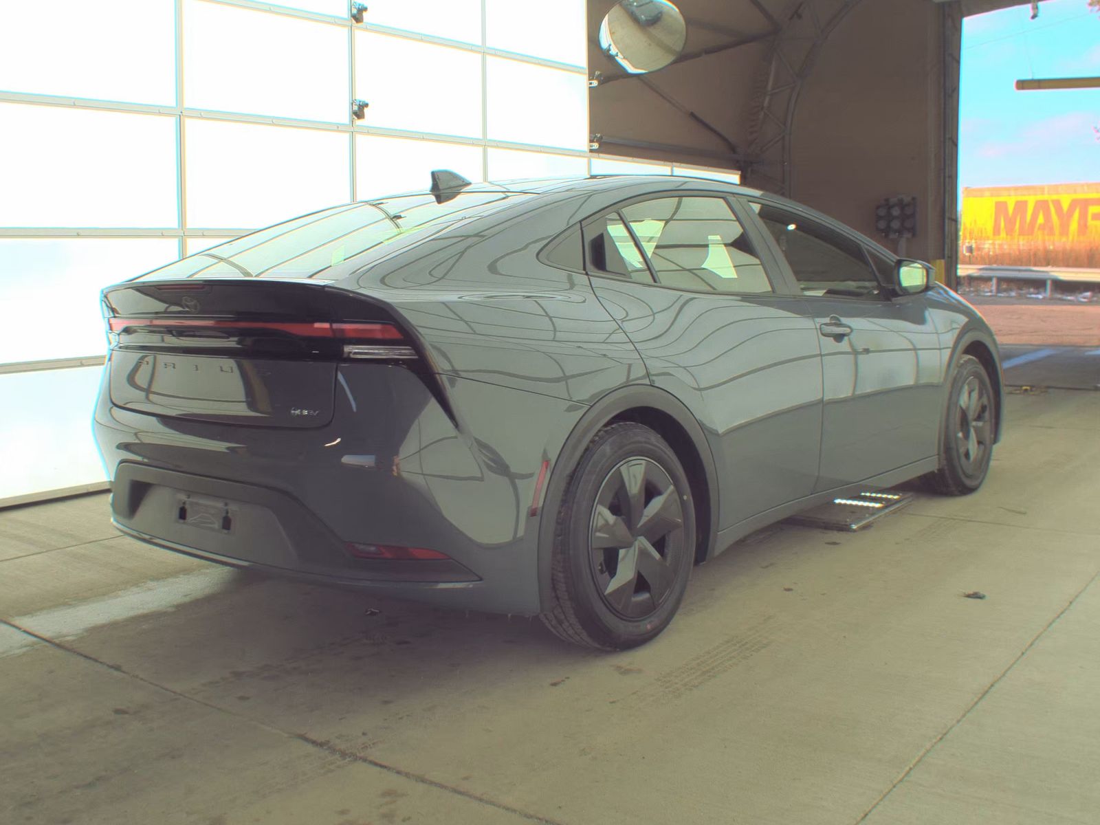 2025 Toyota Prius LE FWD