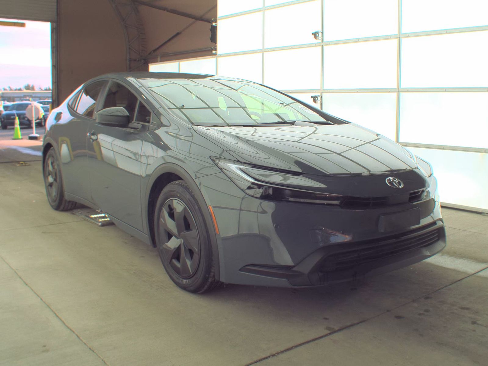 2025 Toyota Prius LE FWD