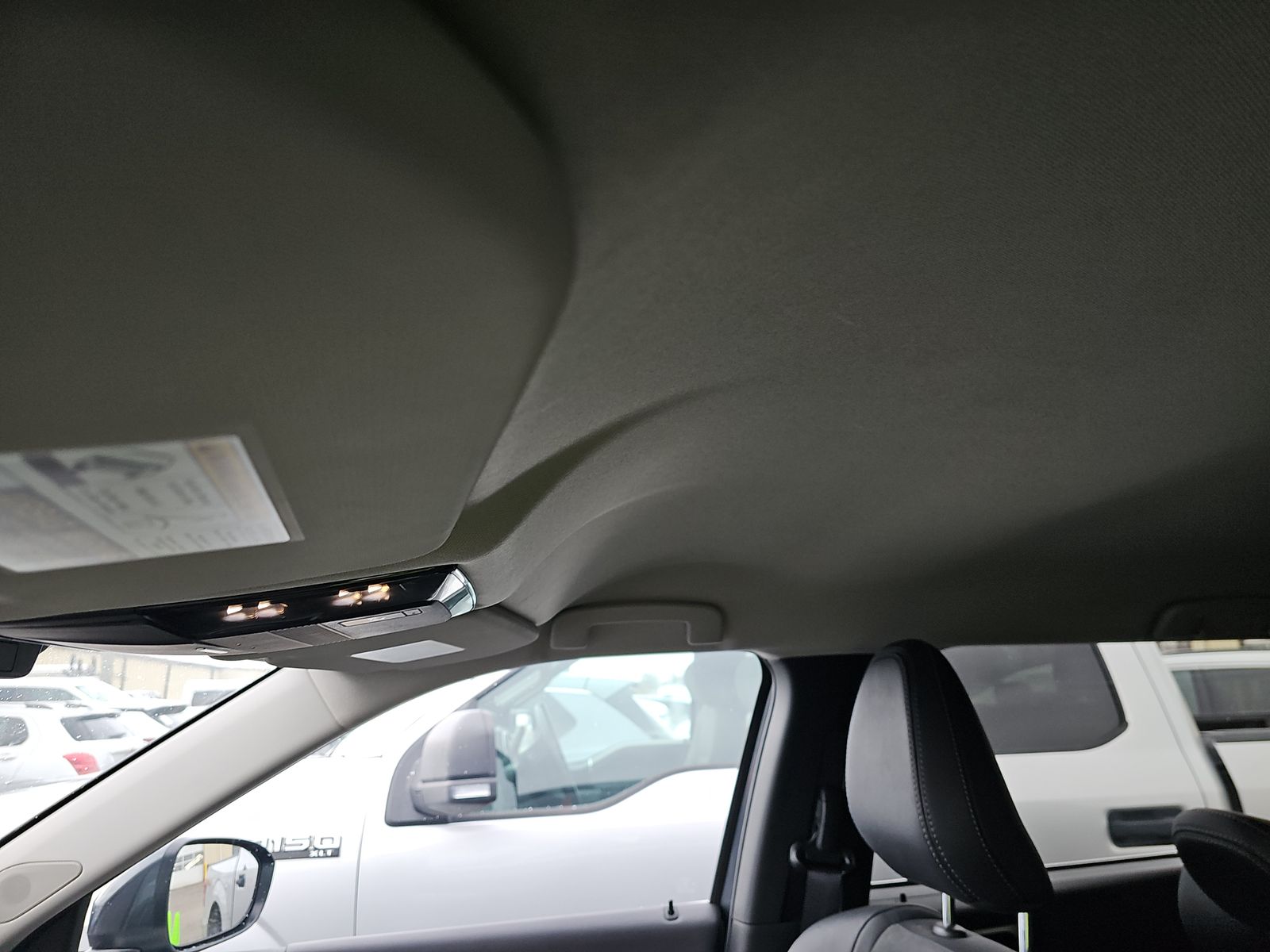 2025 Mitsubishi Outlander SE AWD