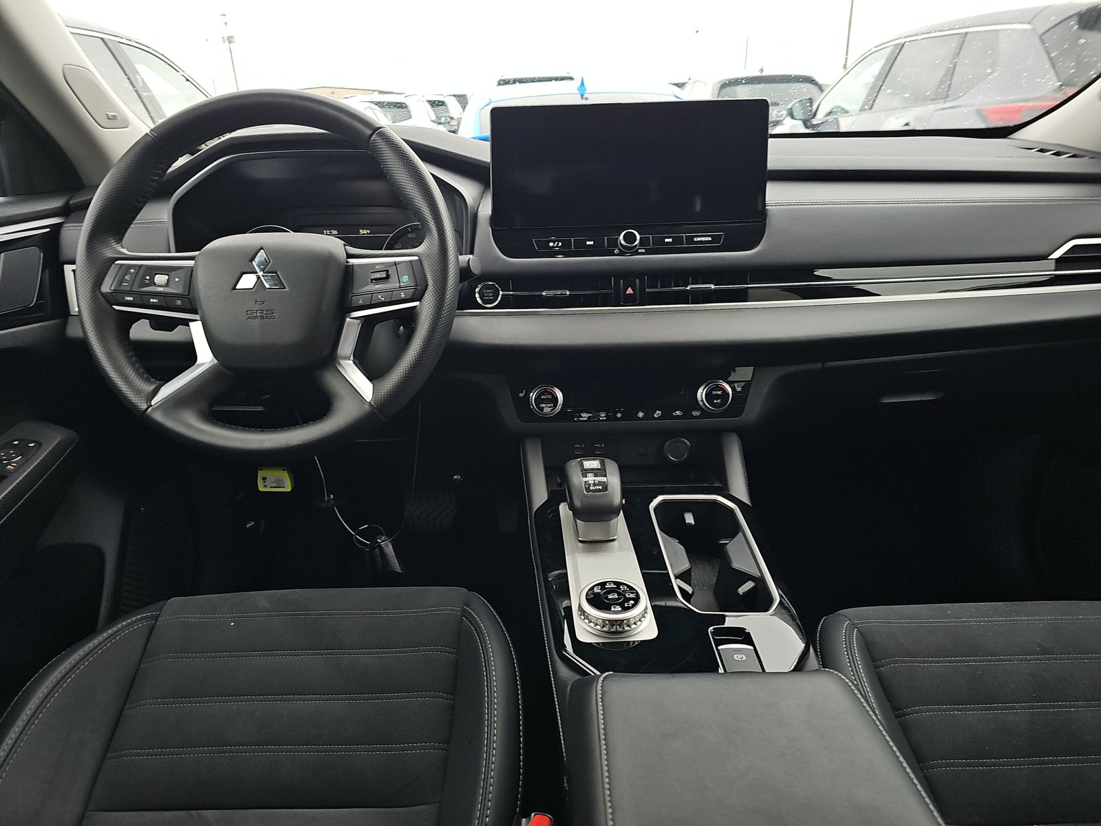 2025 Mitsubishi Outlander SE AWD