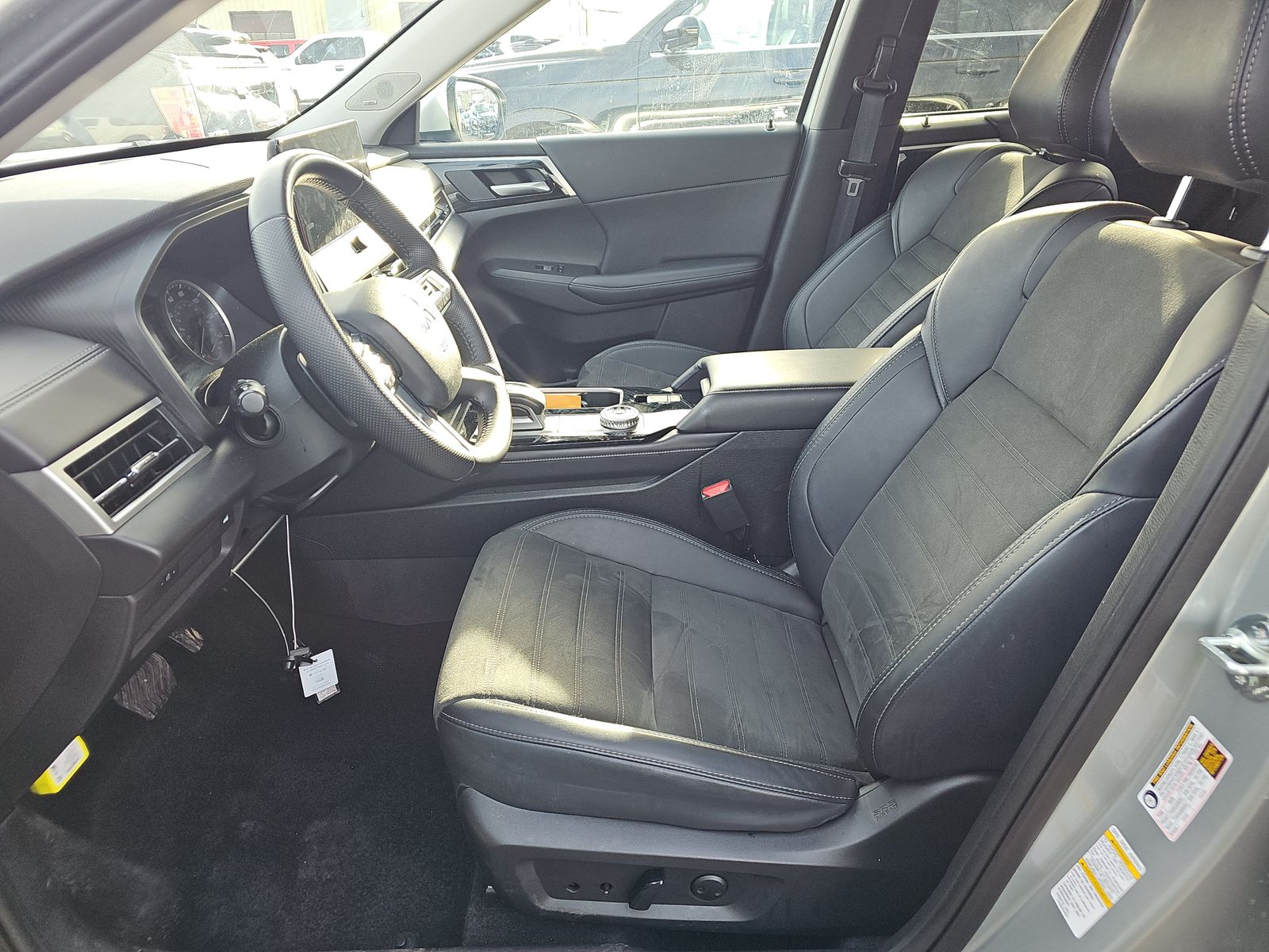 2025 Mitsubishi Outlander SE AWD