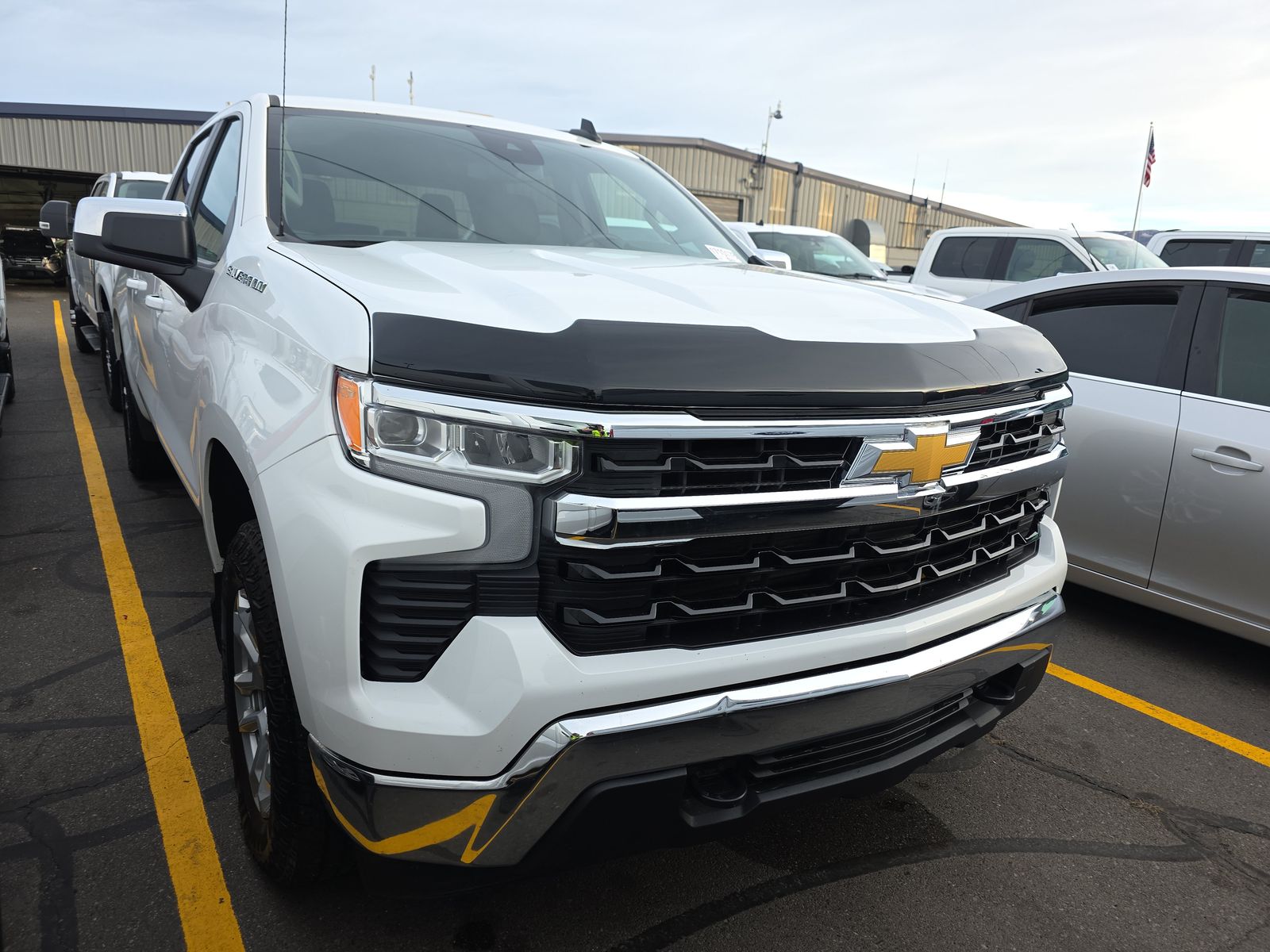 2023 Chevrolet Silverado 1500 LT AWD