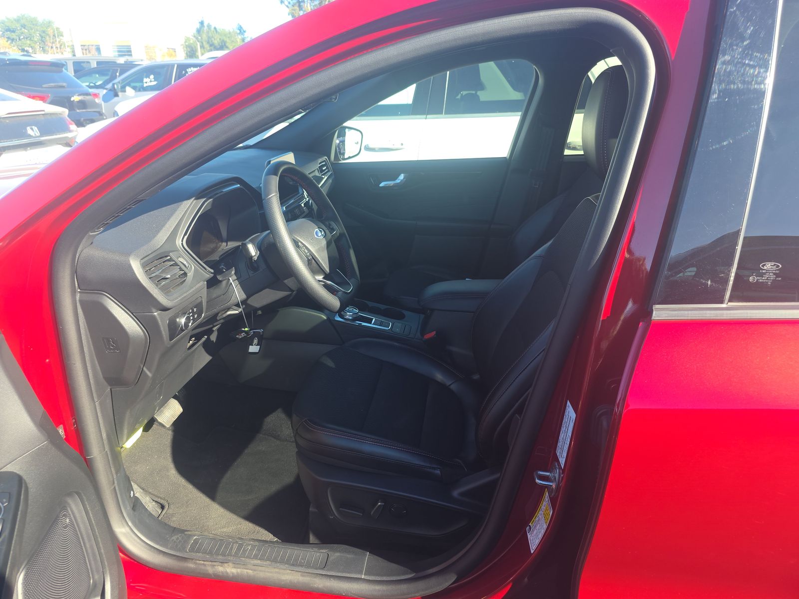 2025 Ford Escape ST-Line FWD