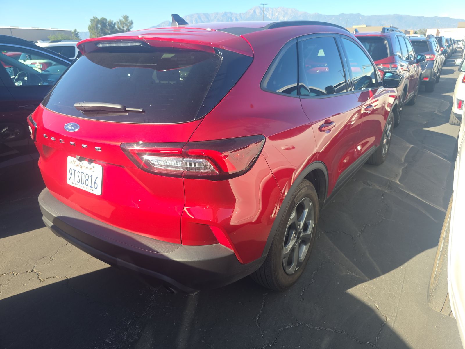 2025 Ford Escape ST-Line FWD