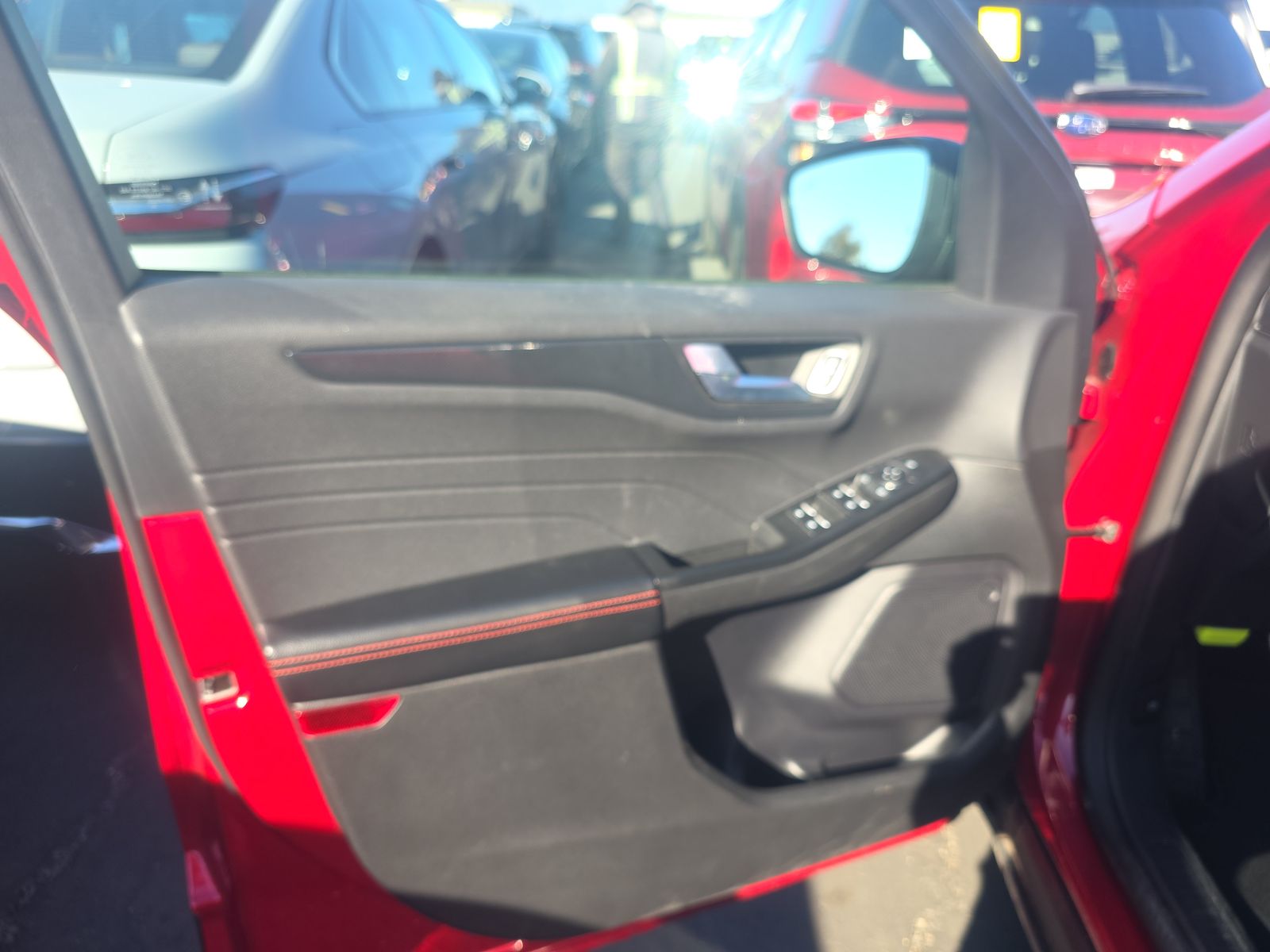 2025 Ford Escape ST-Line FWD