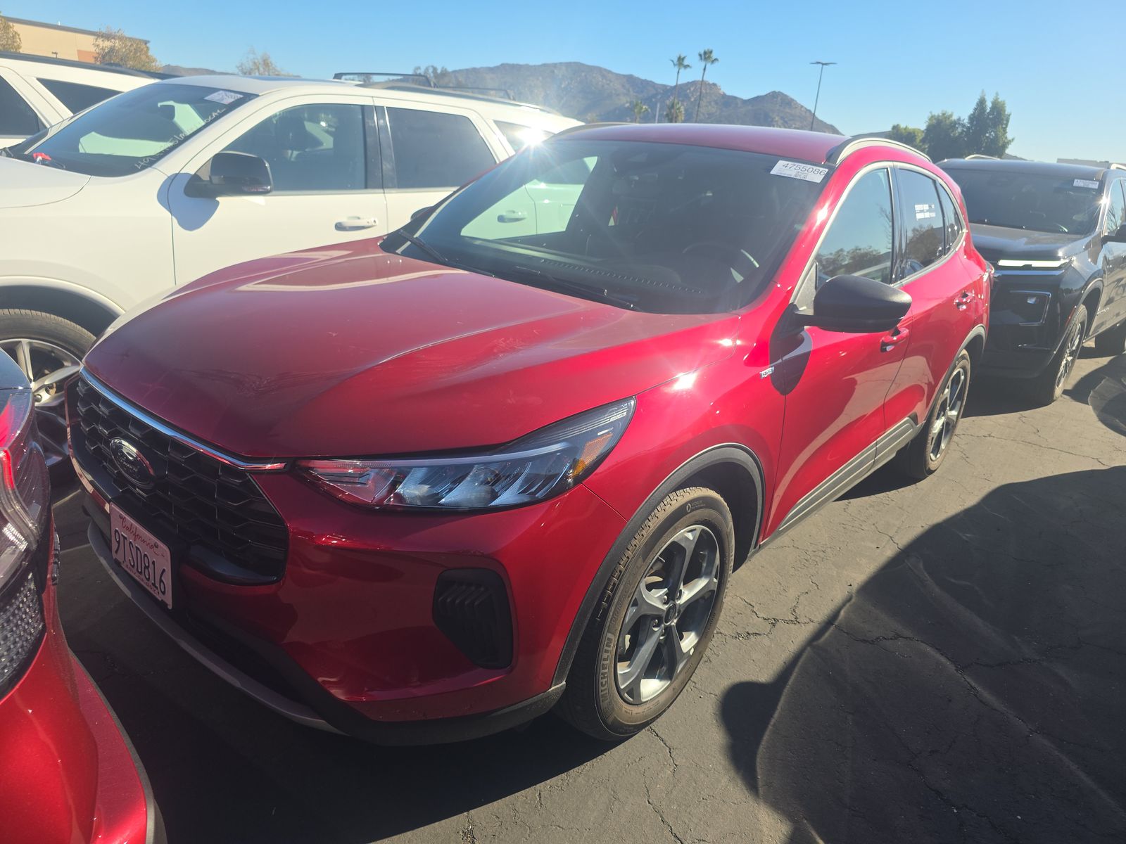 2025 Ford Escape ST-Line FWD