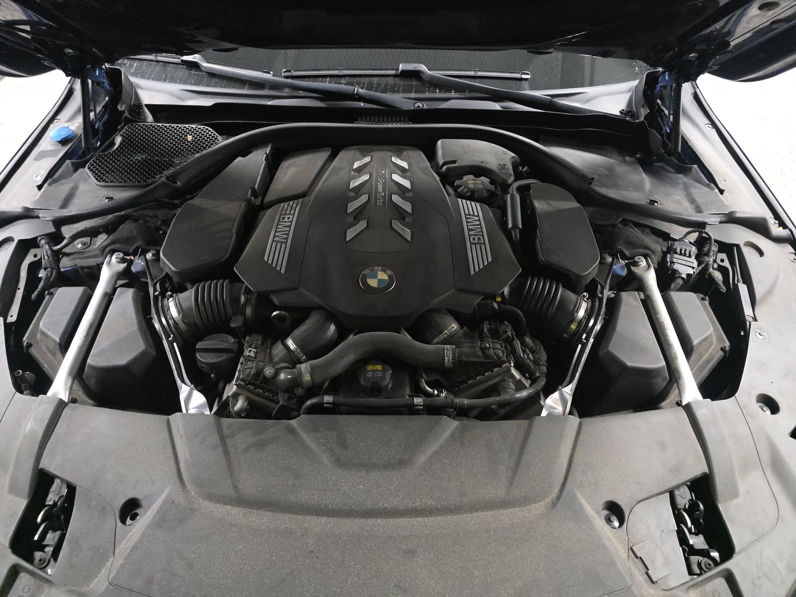 2022 BMW 7 Series 750i xDrive AWD