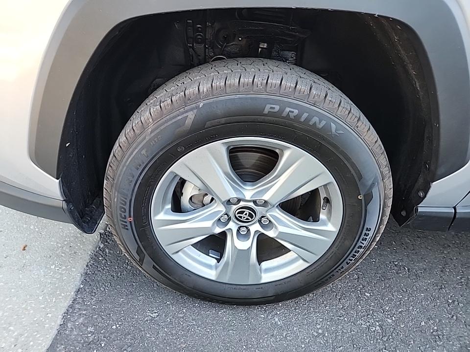 2024 Toyota RAV4 XLE FWD