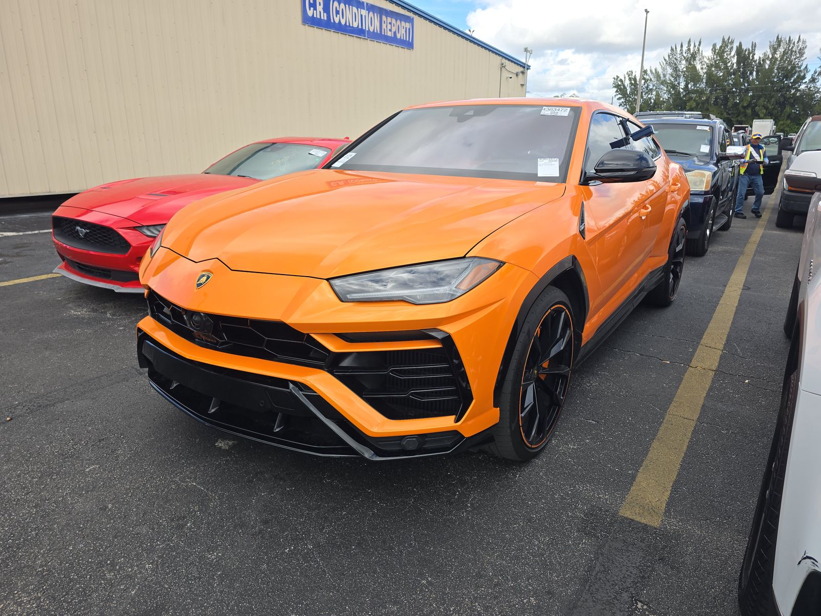 2022 Lamborghini Urus Pearl Capsule AWD