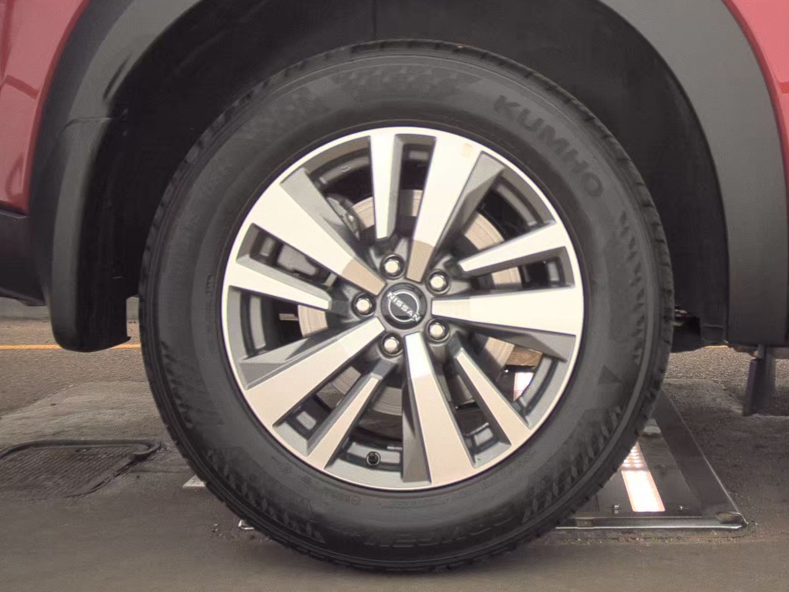 2025 Nissan Pathfinder SL AWD