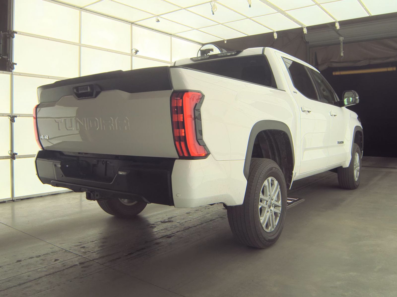 2024 Toyota Tundra SR5 AWD