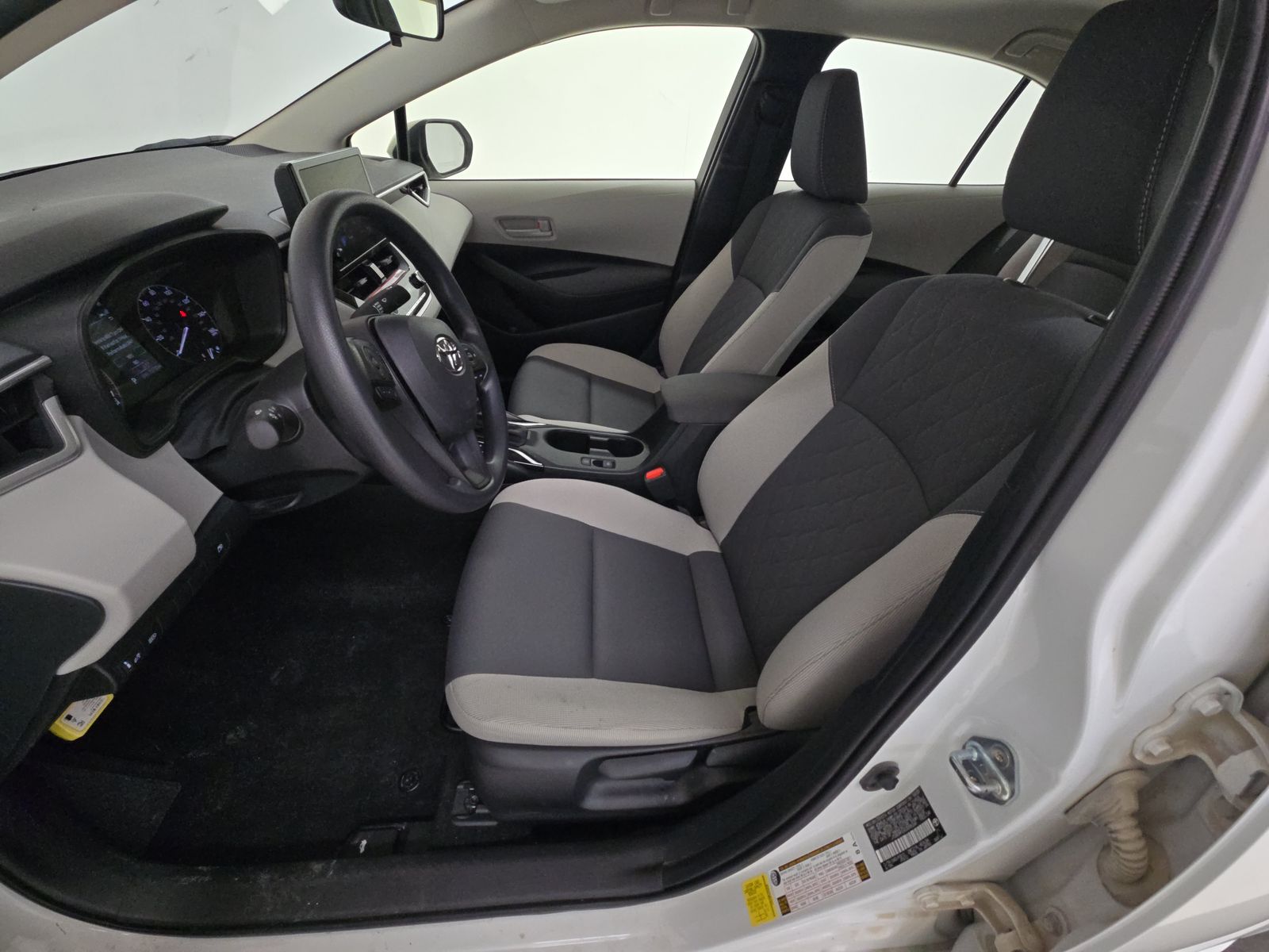 2025 Toyota Corolla Hybrid LE FWD