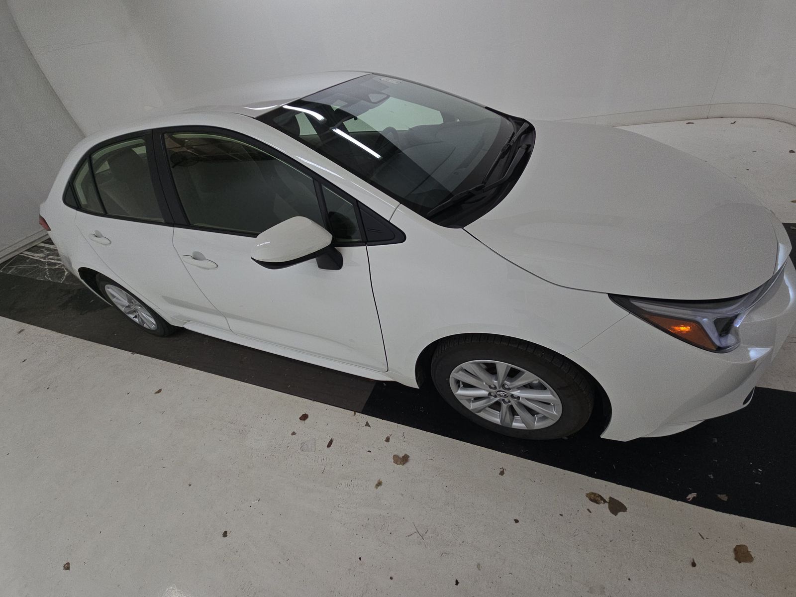 2025 Toyota Corolla Hybrid LE FWD