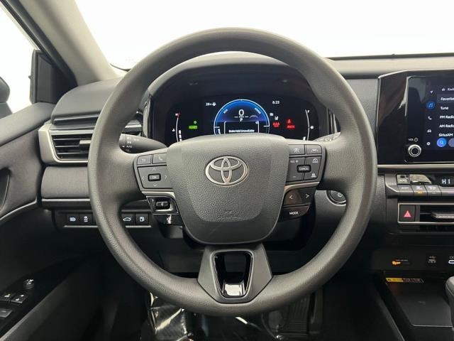 2025 Toyota Camry LE FWD