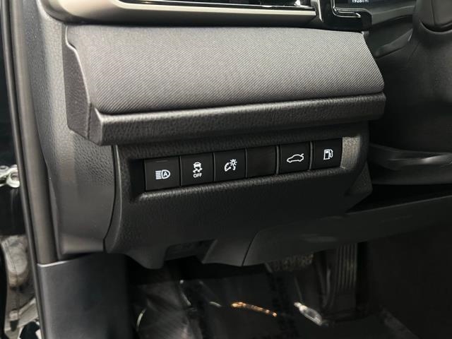 2025 Toyota Camry LE FWD