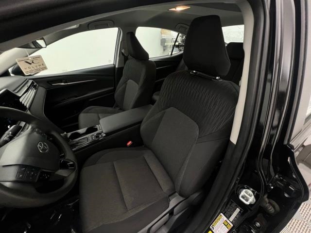 2025 Toyota Camry LE FWD