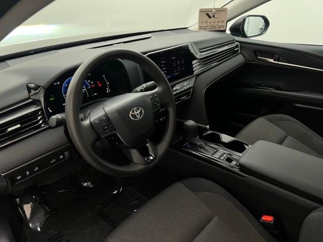 2025 Toyota Camry LE FWD