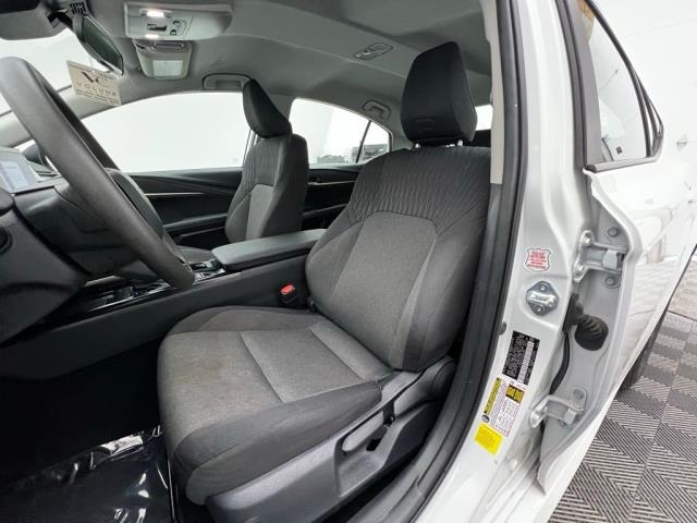 2025 Toyota Camry LE FWD