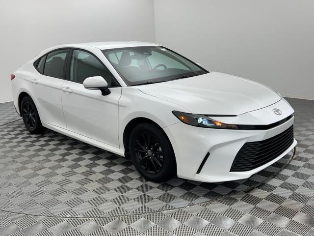 2025 Toyota Camry LE FWD