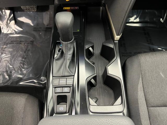 2025 Toyota Camry LE FWD