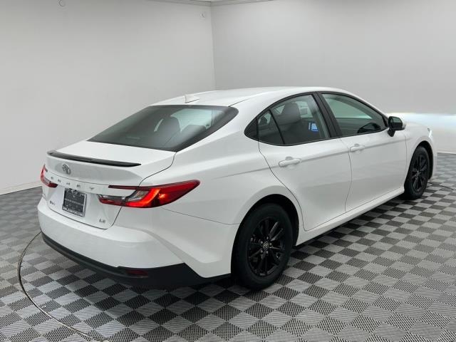 2025 Toyota Camry LE FWD