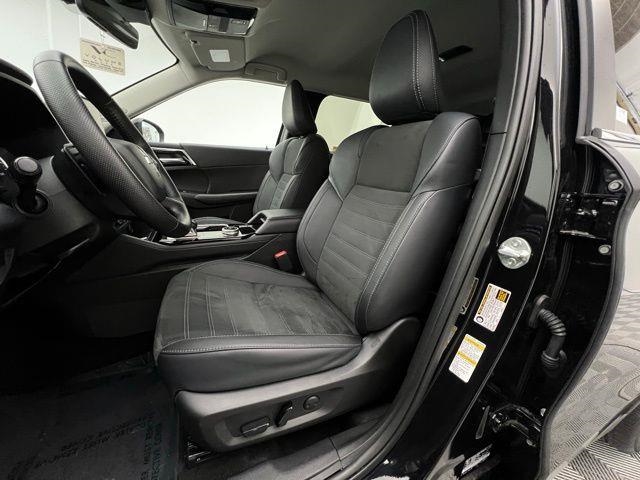 2025 Mitsubishi Outlander SE AWD