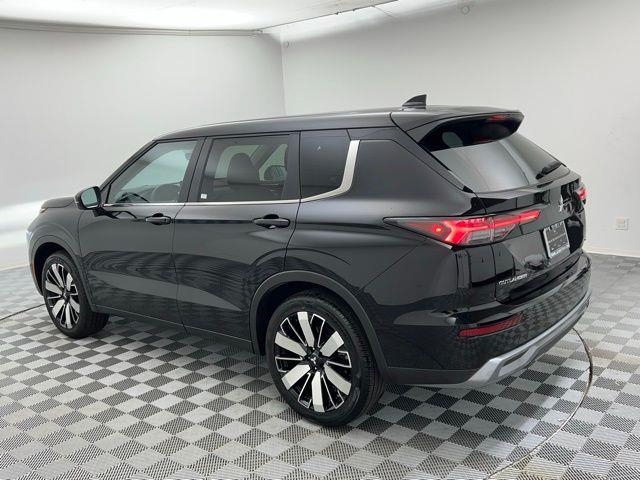 2025 Mitsubishi Outlander SE AWD