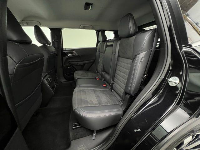 2025 Mitsubishi Outlander SE AWD