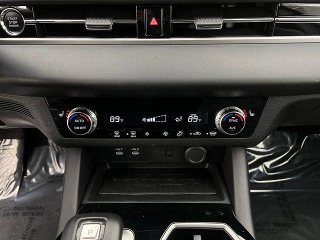 2025 Mitsubishi Outlander SE AWD