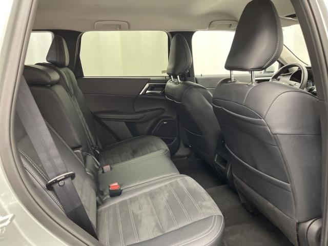 2025 Mitsubishi Outlander SE AWD