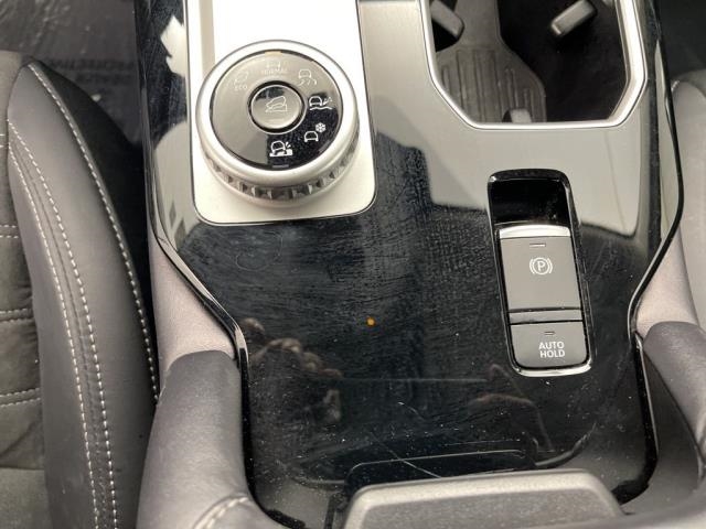 2025 Mitsubishi Outlander SE AWD