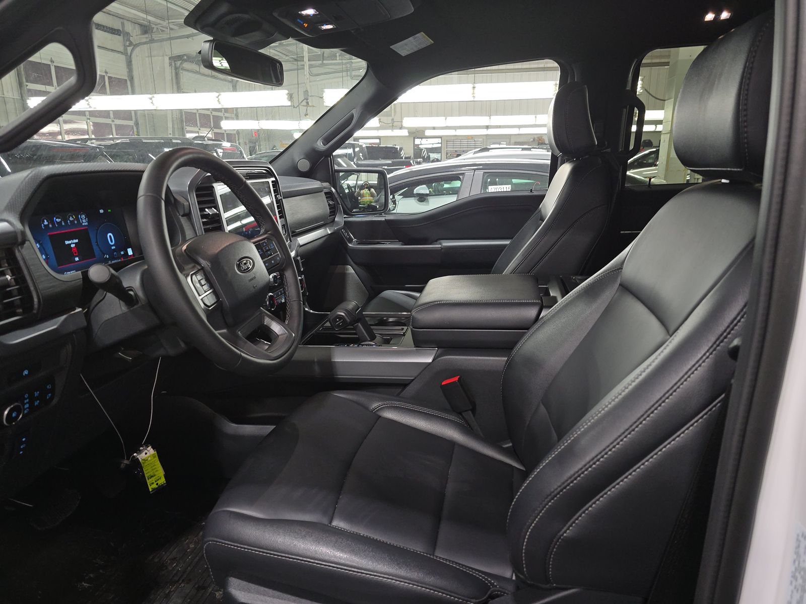 2025 Ford F-150 XLT AWD