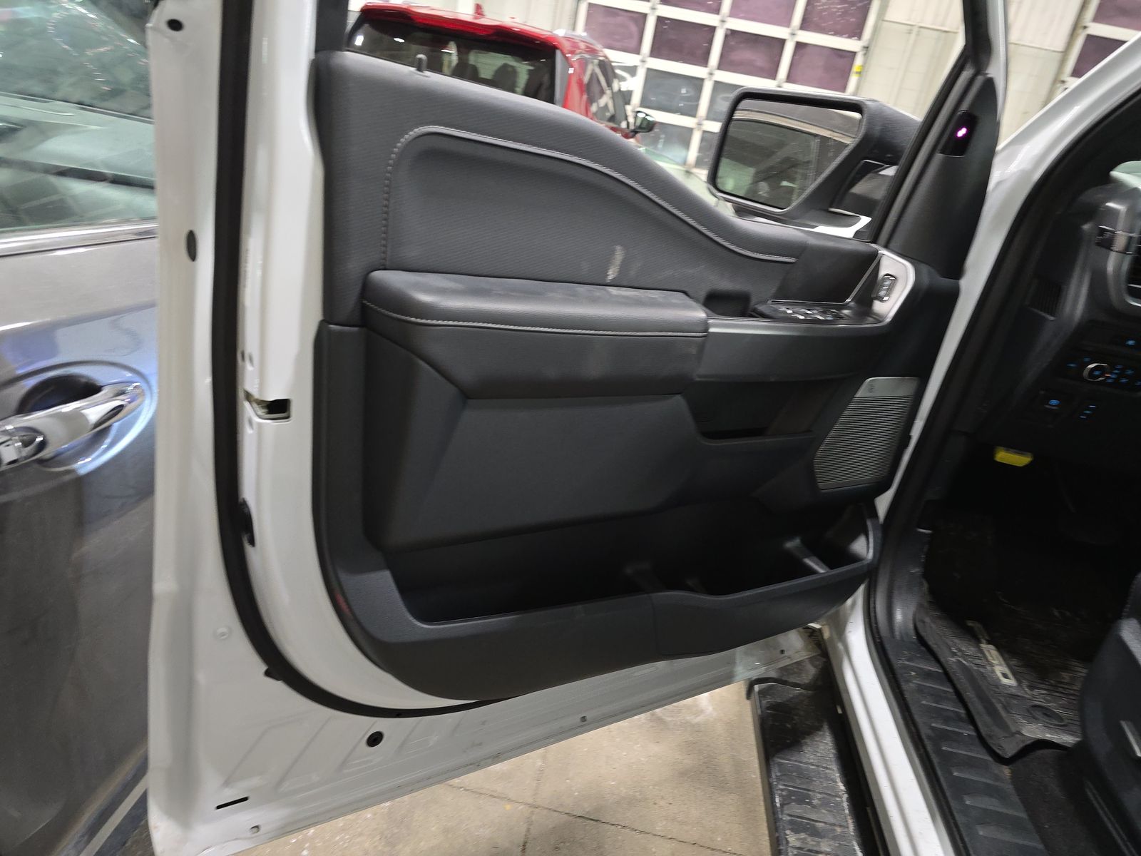 2025 Ford F-150 XLT AWD